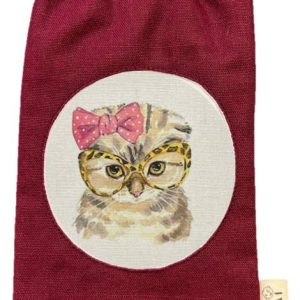 Maroon specky cat